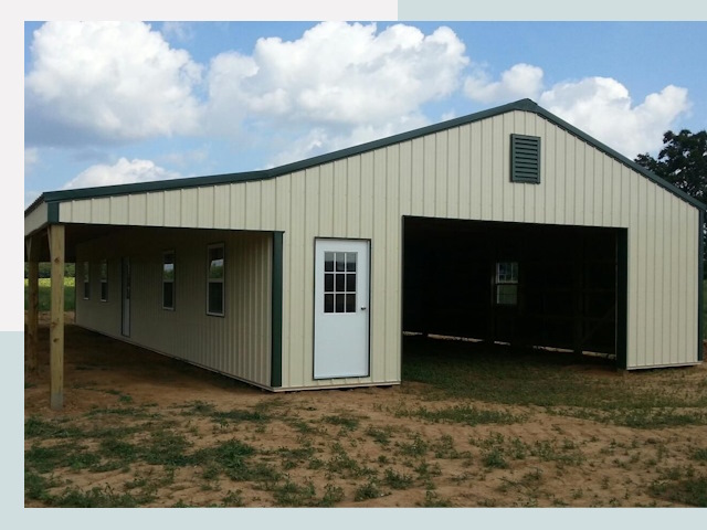 Строительство конюшен в Сосногорске